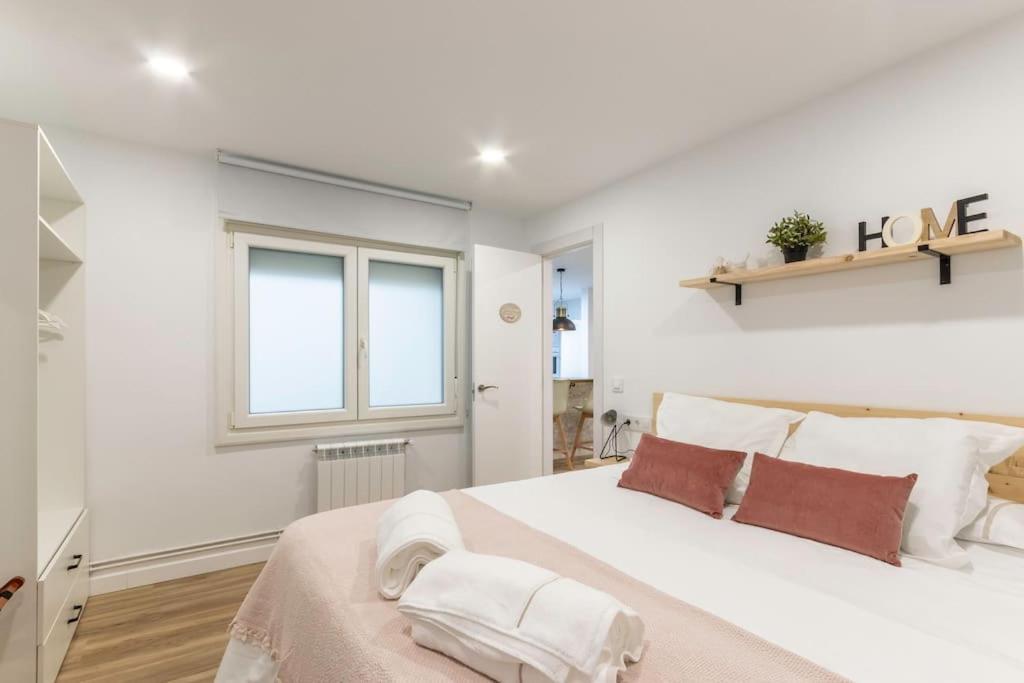 Apt In The Old Town With Cool Terrace!! Private Parking ビルバオ エクステリア 写真